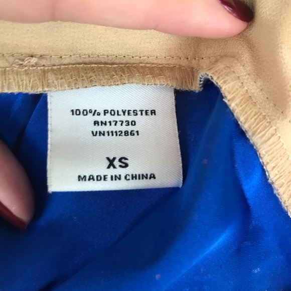 TRACY REESE | Colorblock and Floral Sequins Blouse - Picture 7 of 8